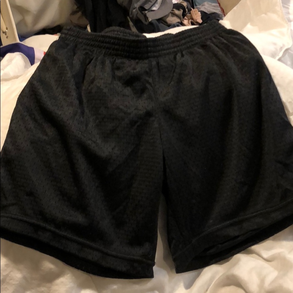 CHAMPION BOYS XS MESH SHORTS LIKE NEW